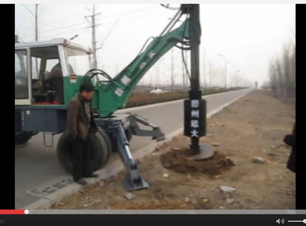 轮式旋挖钻机施工视频